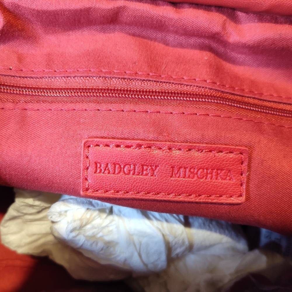 NWT Badgley Mischka Red Vegan Leather Clutch in Red - Picture 8 of 8